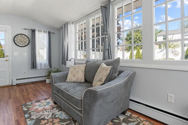 45 Gray Street, Manchester, NH 03103