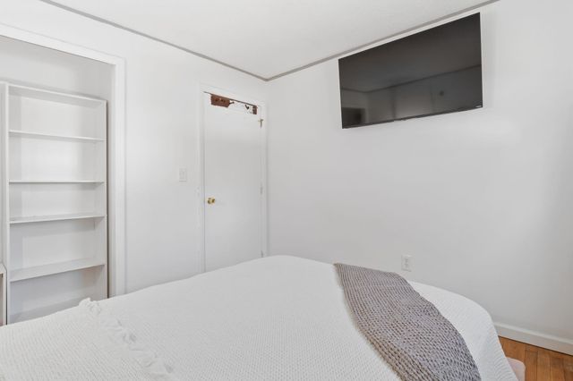 45 Gray Street, Manchester, NH 03103