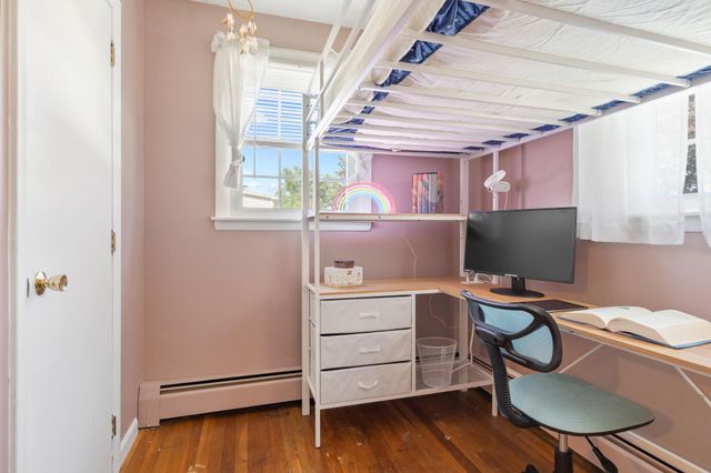 45 Gray Street, Manchester, NH 03103