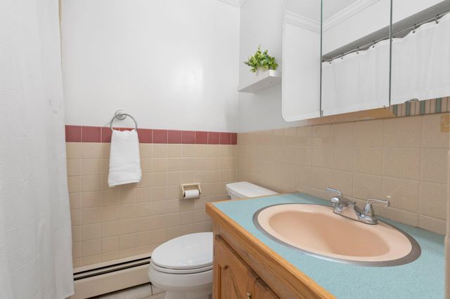 45 Gray Street, Manchester, NH 03103