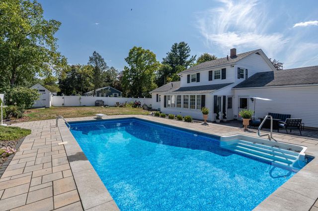 45 Gray Street, Manchester, NH 03103