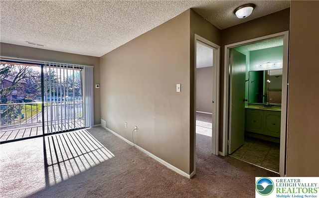 997 Village Round k, Allentown City, PA 18106