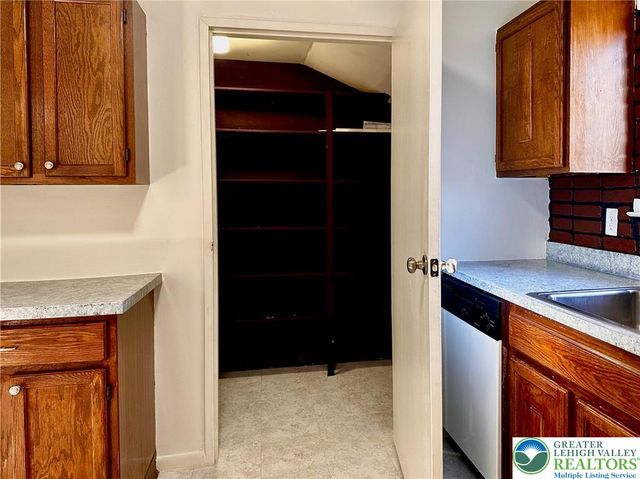 997 Village Round k, Allentown City, PA 18106