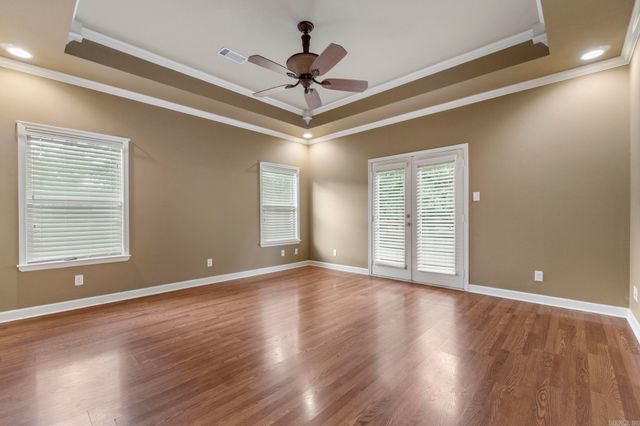 8406 Wolf Creek Court, Sherwood, AR 72120