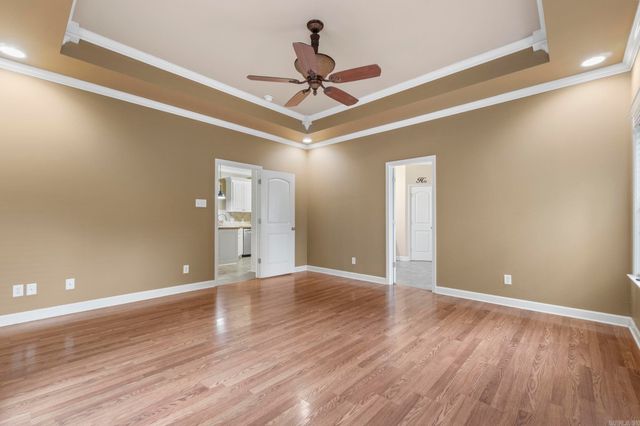 8406 Wolf Creek Court, Sherwood, AR 72120