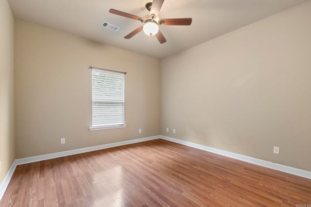 8406 Wolf Creek Court, Sherwood, AR 72120