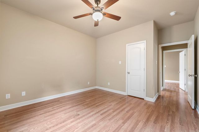 8406 Wolf Creek Court, Sherwood, AR 72120