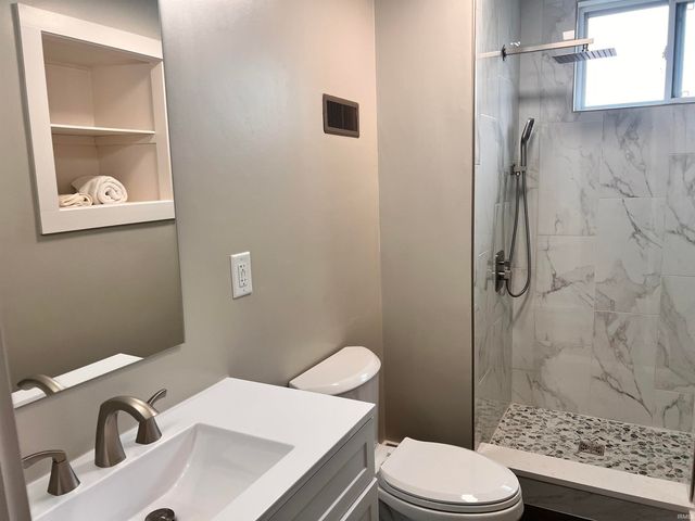 1017 S 4th Street, Lafayette, IN 47905