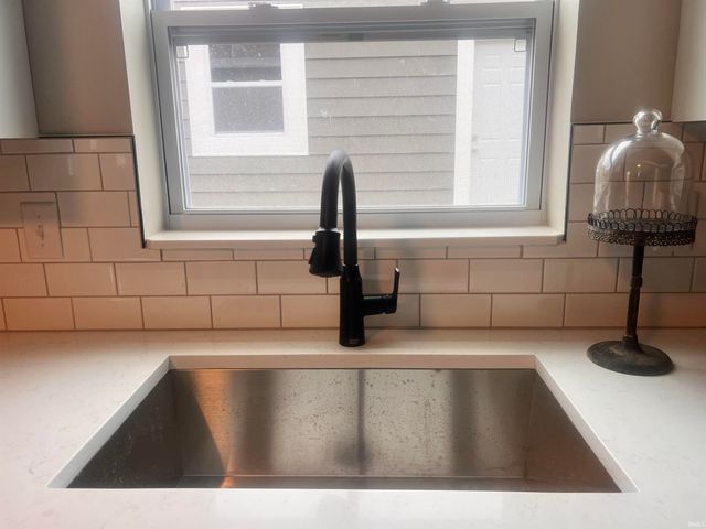 1017 S 4th Street, Lafayette, IN 47905