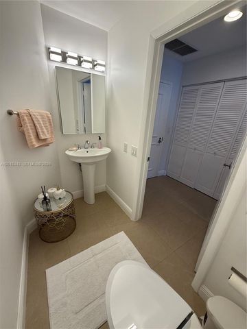 1945 S Ocean Dr 312, Hallandale Beach, FL 33009