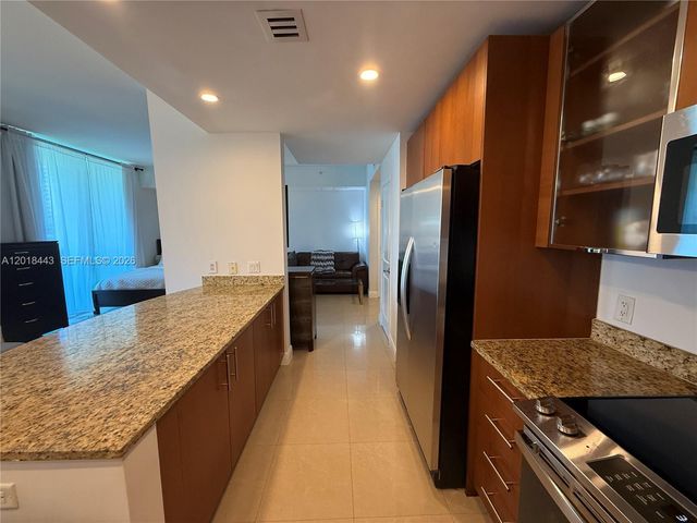 1945 S Ocean Dr 312, Hallandale Beach, FL 33009