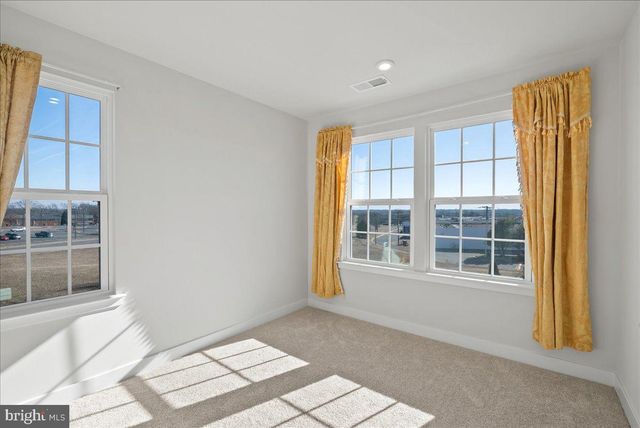 10302 HERITAGE TRAIL CT, Manassas, VA 20109