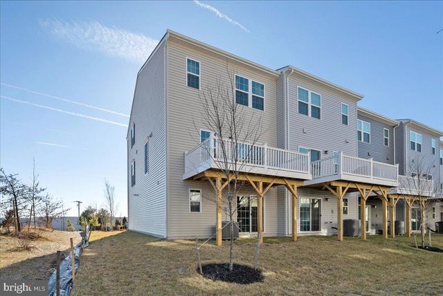 10302 HERITAGE TRAIL CT, Manassas, VA 20109