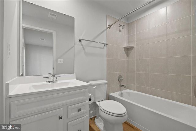 10302 HERITAGE TRAIL CT, Manassas, VA 20109