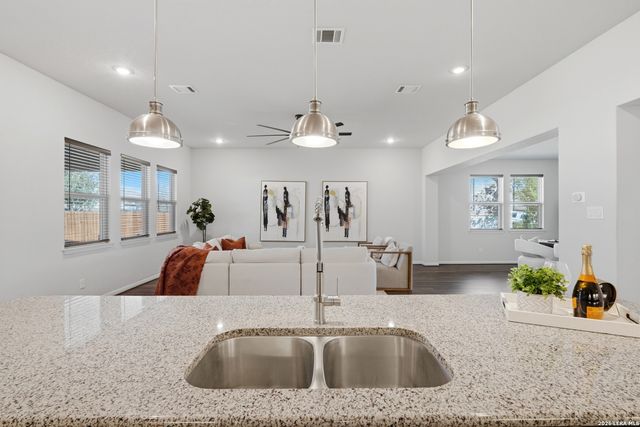 9841 Mulhouse, Schertz, TX 78154