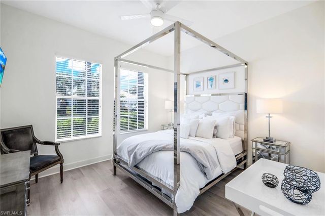 16188 Parque Ln, Naples, FL 34110