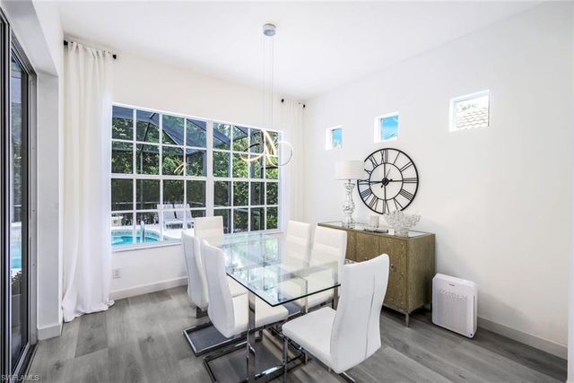 16188 Parque Ln, Naples, FL 34110