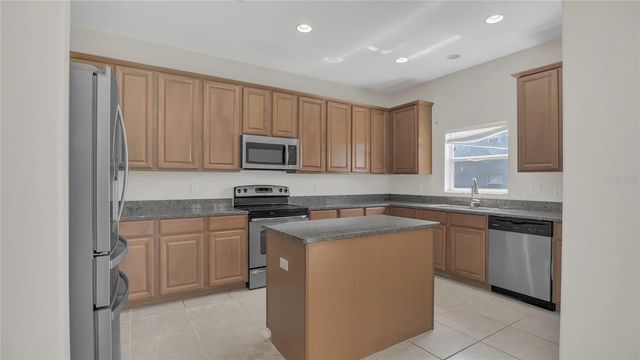 545 FAIRHAVEN DRIVE, Davenport, FL 33837