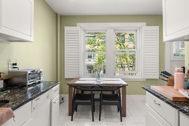 109 Winchester 6, Brookline, MA 02446