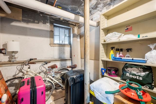 109 Winchester 6, Brookline, MA 02446