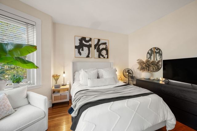 109 Winchester 6, Brookline, MA 02446