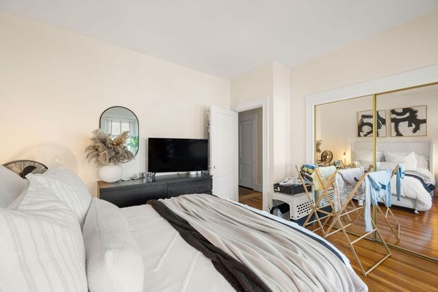 109 Winchester 6, Brookline, MA 02446