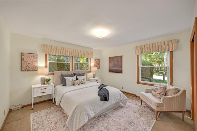 11029 W Courtland AVENUE, Wauwatosa, WI 53225