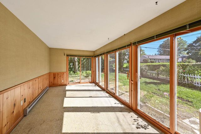 11029 W Courtland AVENUE, Wauwatosa, WI 53225