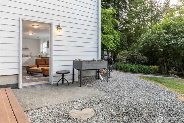 5663 SE Forest Haven Lane, Port Orchard, WA 98366
