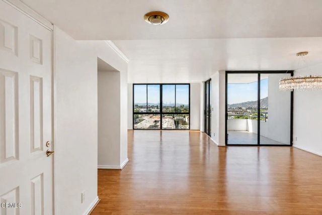 345 Pioneer Drive 902, Glendale, CA 91203