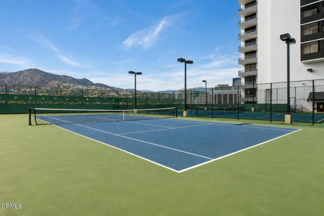 345 Pioneer Drive 902, Glendale, CA 91203