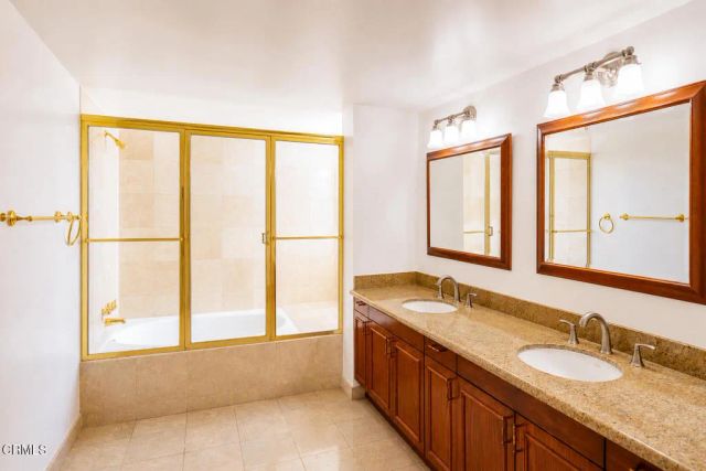 345 Pioneer Drive 902, Glendale, CA 91203