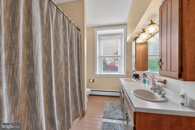 2935 REEDY RD, Sinking Spring, PA 19608