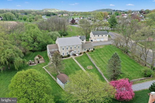 2935 REEDY RD, Sinking Spring, PA 19608