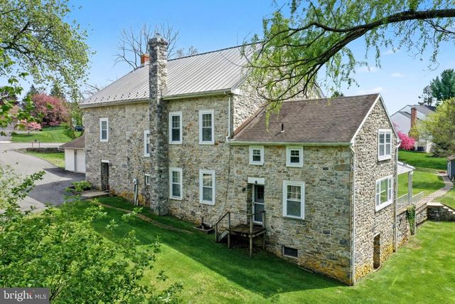 2935 REEDY RD, Sinking Spring, PA 19608