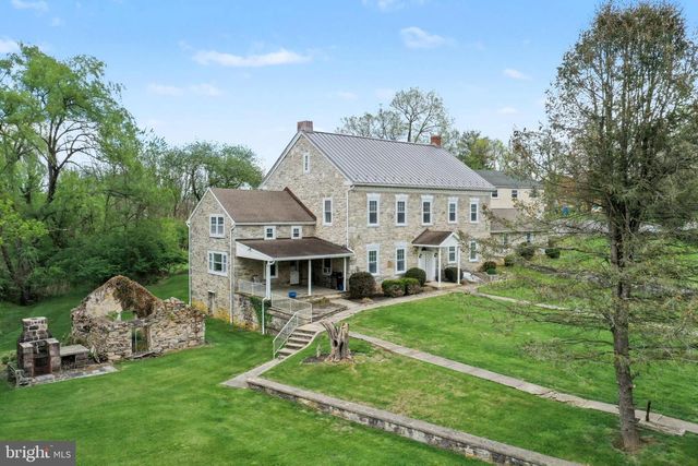2935 REEDY RD, Sinking Spring, PA 19608