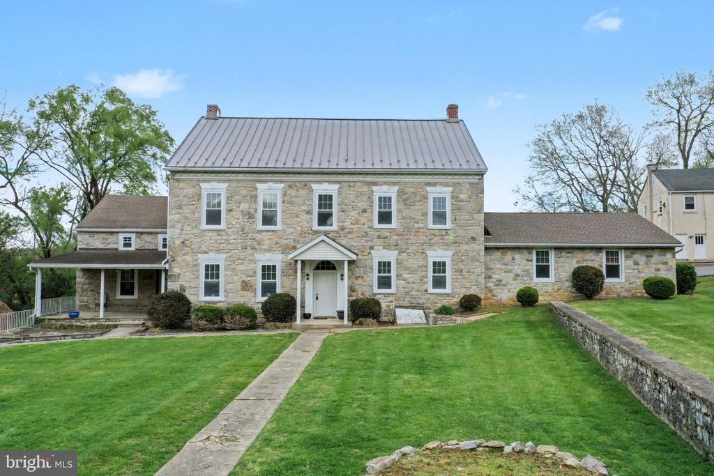 2935 REEDY RD, Sinking Spring, PA 19608