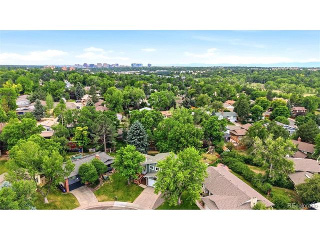2863 S Reading Ct, Denver, CO 80231