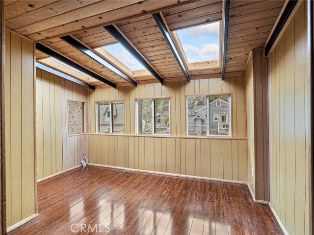 1725 Linnet, Wrightwood, CA 92397