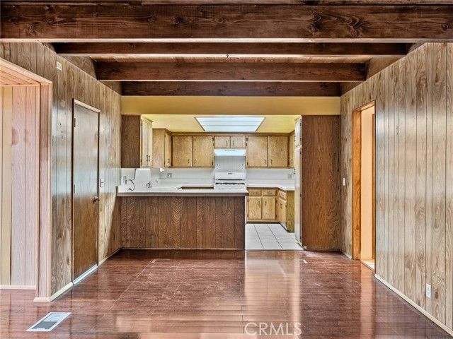 1725 Linnet, Wrightwood, CA 92397