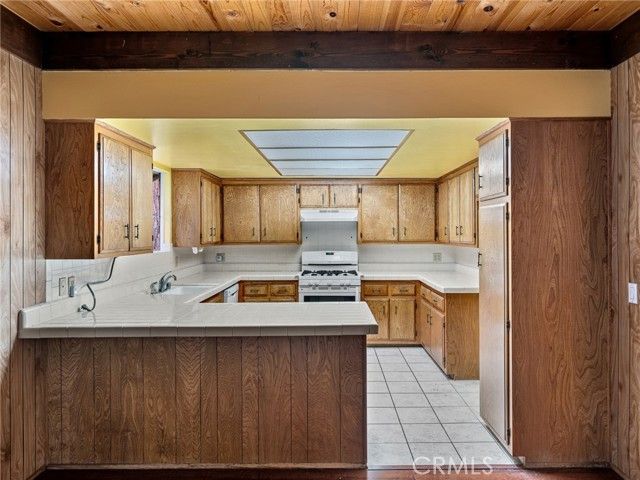 1725 Linnet, Wrightwood, CA 92397