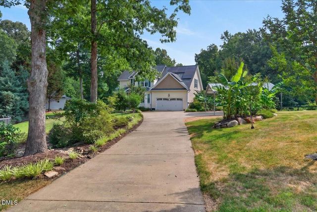 545 Ryans Lane, Clayton, NC 27520