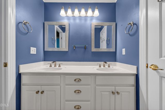 545 Ryans Lane, Clayton, NC 27520