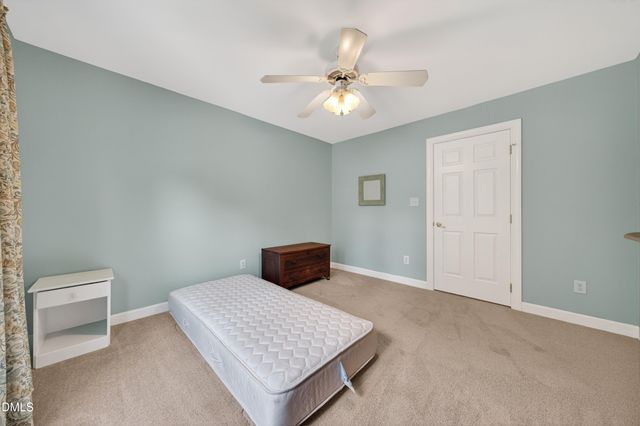 545 Ryans Lane, Clayton, NC 27520