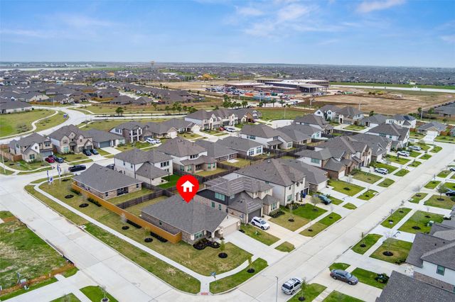 13724 Sabine Lake Drive, La Marque, TX 77568