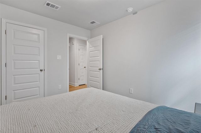 13724 Sabine Lake Drive, La Marque, TX 77568