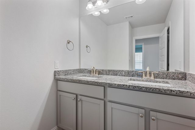 13724 Sabine Lake Drive, La Marque, TX 77568