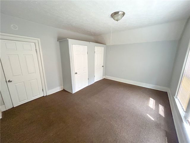 93 York Street, Rochester, NY 14611