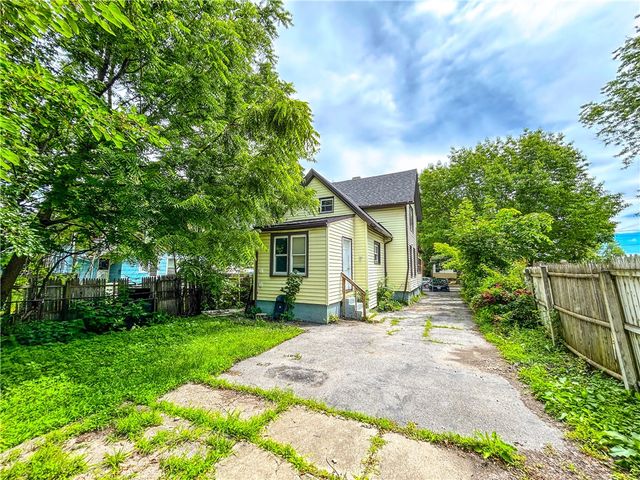 93 York Street, Rochester, NY 14611