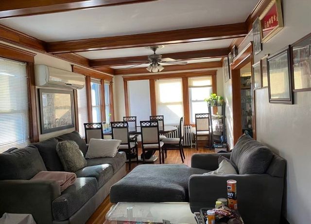 20 Ellington Rd, Quincy, MA 02170